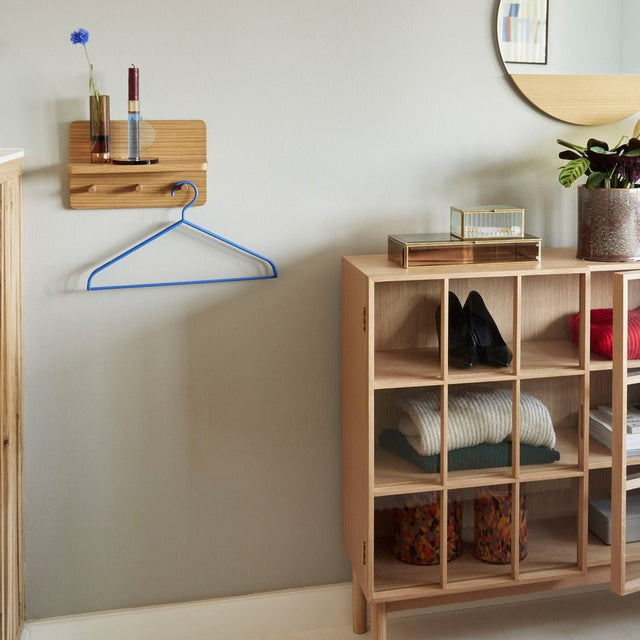 Garderobe Space Small mit Ablage - Hübsch Interior - DesignWe.Love