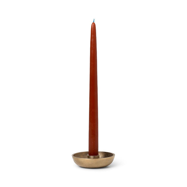 ferm LIVING Kerzenständer Messing Bowl Single auf dem Tisch