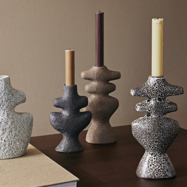 Yara Kerzenständer Keramik Groß | Braun Gesprenkelt | ferm LIVING - DesignWe.Love