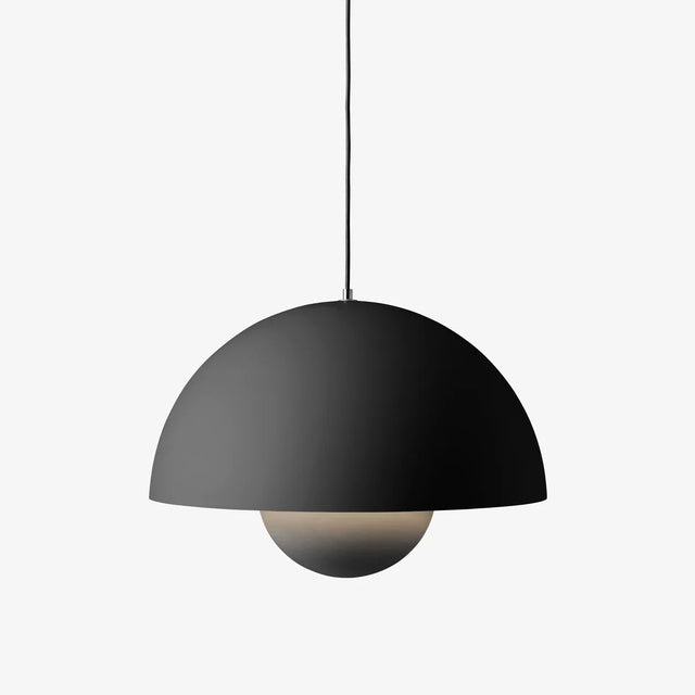 Flowerpot VP2 Pendelleuchte Matt Black Ø 50 cm von &Tradition – große Hängelampe von Verner Panton