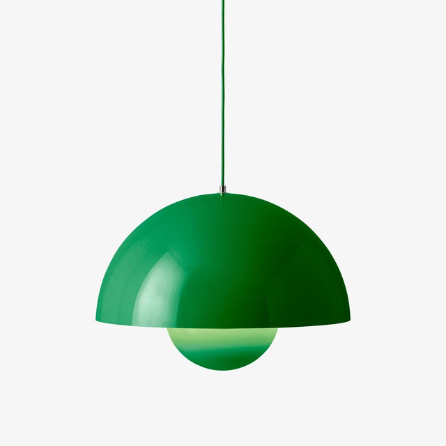 Flowerpot VP2 Pendelleuchte Signal Green Ø 50 cm von &Tradition – große Hängelampe von Verner Panton