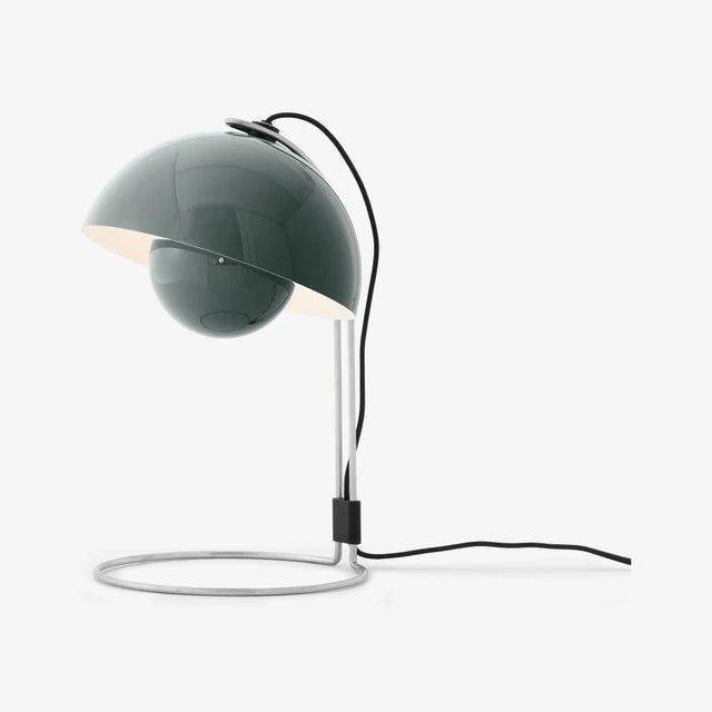 Flowerpot VP4 Tischleuchte Stone Blue Ø 23 cm von &Tradition – Nachttischlampe von Verner Panton
