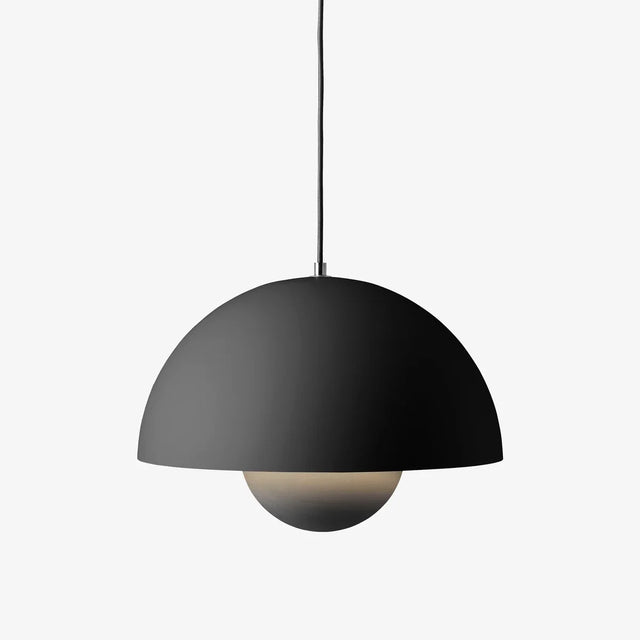 Flowerpot VP7 Pendelleuchte Matt Black Ø 37 cm von &Tradition – Packshot