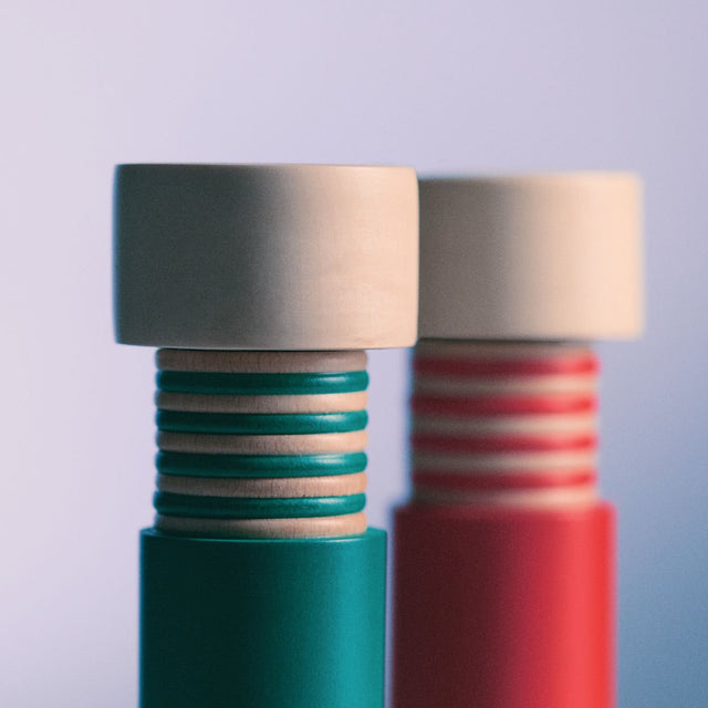 Alessi Twergi Totem Salzmühle aus Buchenholz, Design Ettore Sottsass