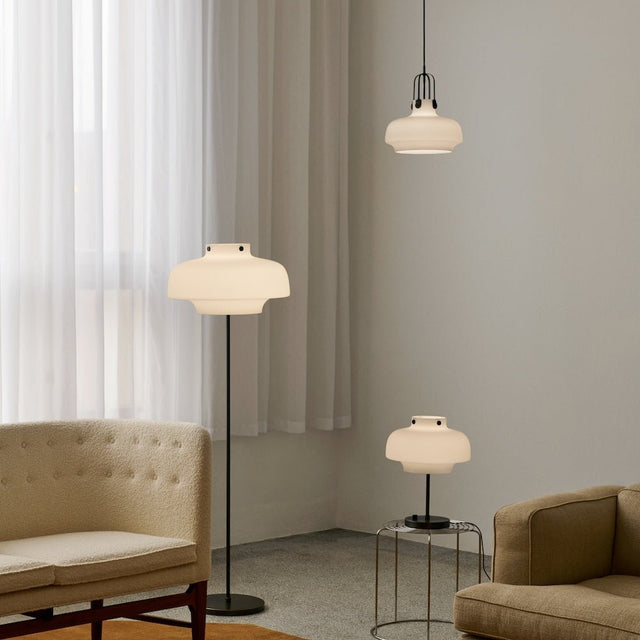 SC13 Copenhagen Tischleuchte Opal - &Tradition - DesignWe.Love