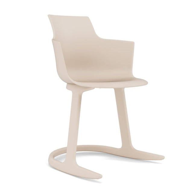 Varier Social Tilt Esszimmerstuhl mit Armlehne in Cream – Schalenstuhl von Snøhetta