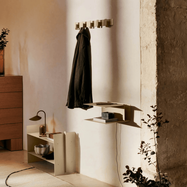 Wandgarderobe Lager Kaschmir - ferm LIVING - DesignWe.Love