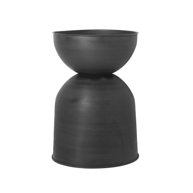 Hourglass Blumentopf schwarz Large 73 cm - ferm LIVING - DesignWe.Love